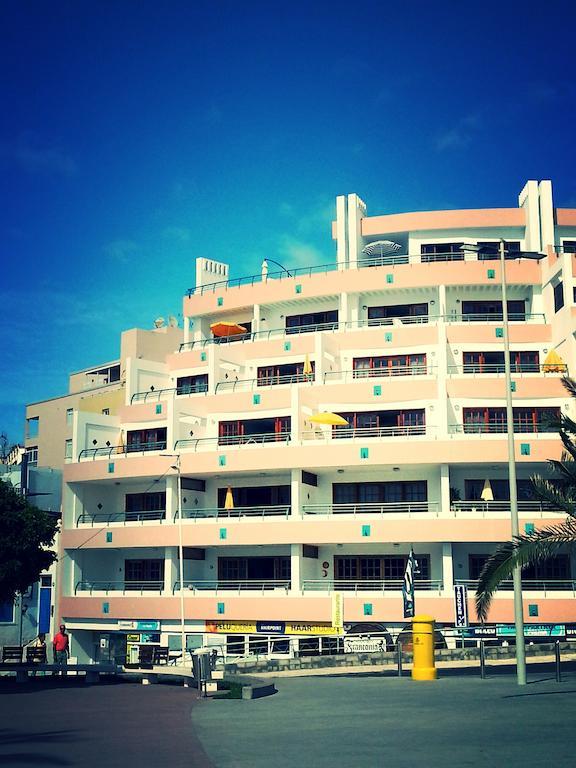Apartamentos Playa Delphin Puerto De Naos Dış mekan fotoğraf